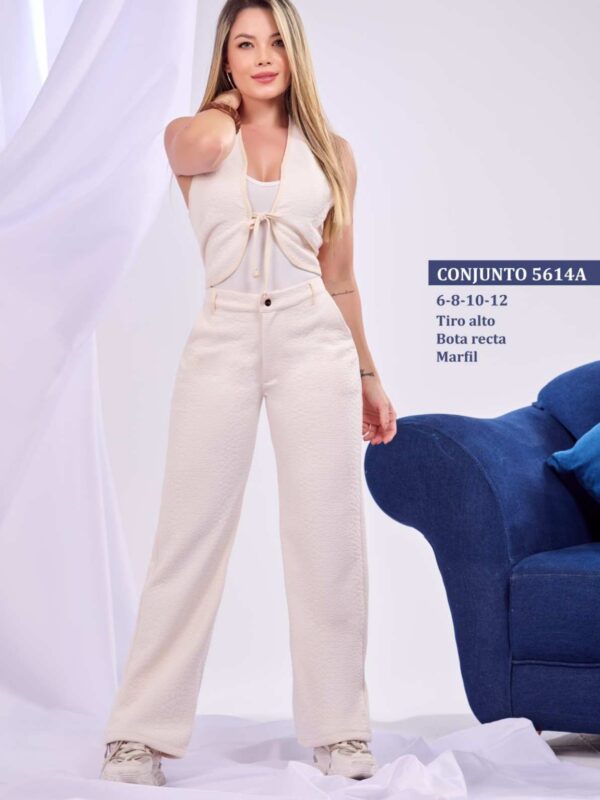 Conjunto pantalon recto y blusa abierta para mujer