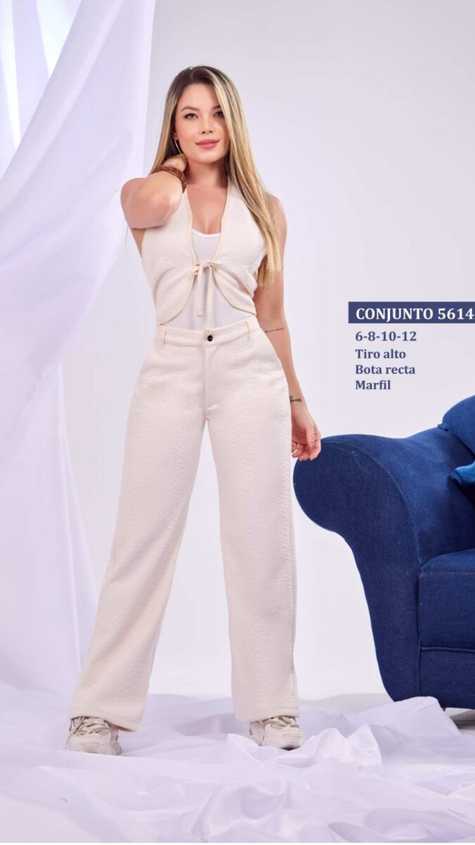 Conjunto pantalon recto y blusa abierta para mujer