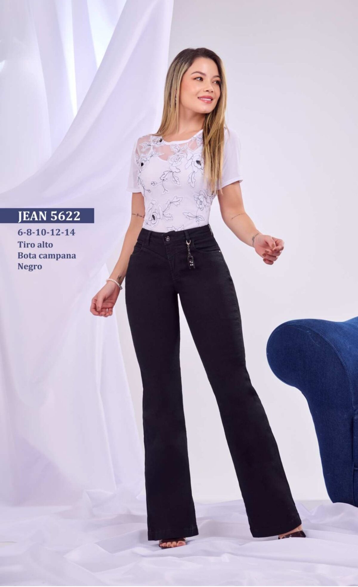 Jean para mujer de tiro alto bota campana semiformal