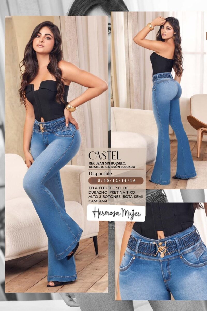 Jean push up en bota campana con tres botones