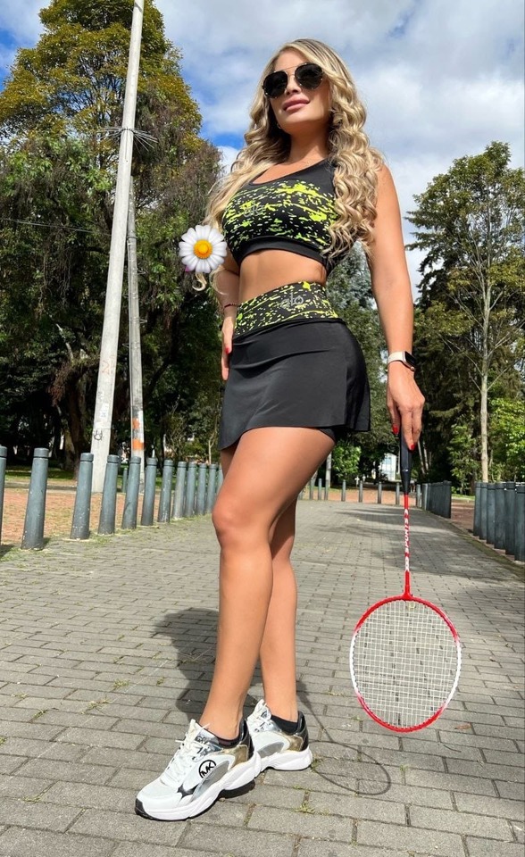 Conjunto deportivo de dos piezas con falda short talla unica para mujer