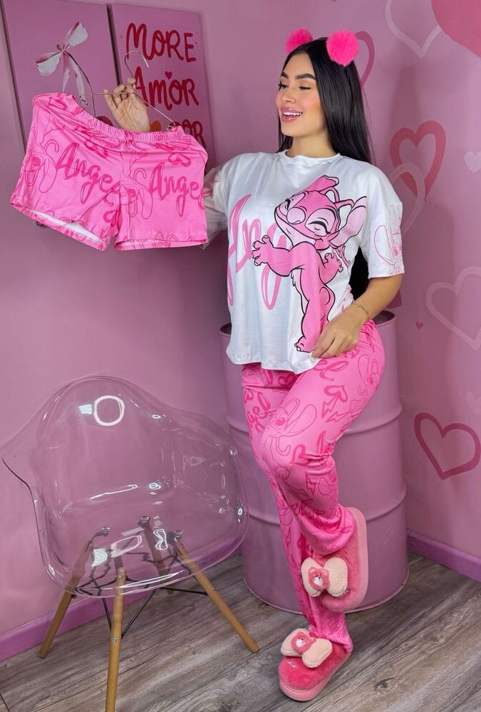 Pijama con tres piezas de Stitch rosada para mujer
