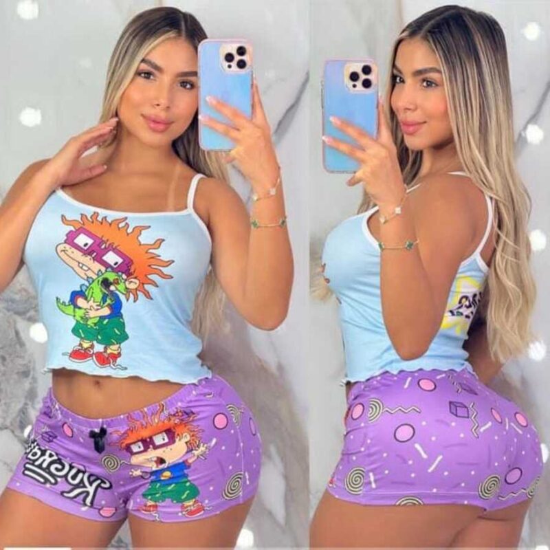 pijama estampado carlitos