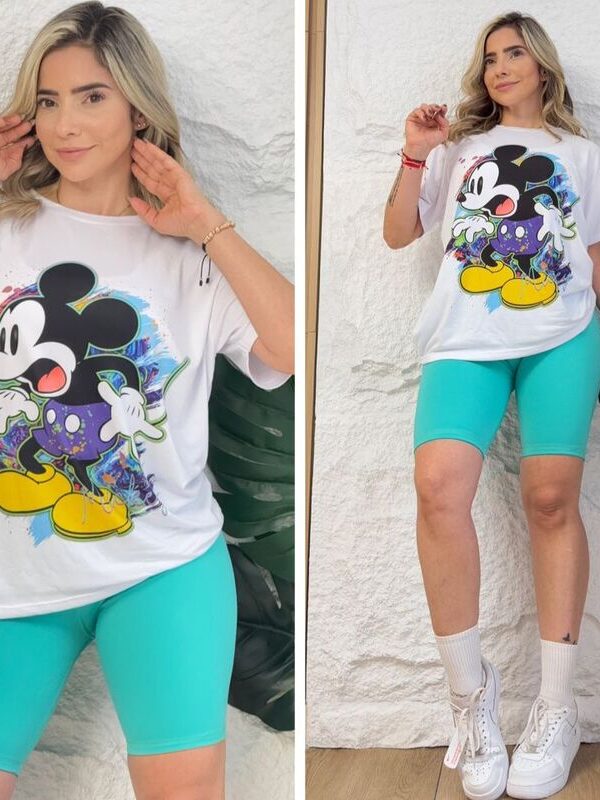 Conjunto deportivo para mujer biker y camiseta de Mickey azul