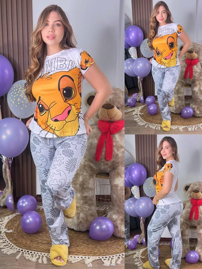 Pijama para mujer camiseta y pantalon de Simba