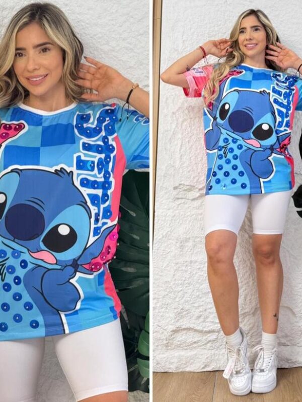 Conjunto deportivo biker y camiseta de Stitch