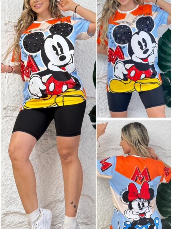 Conjunto deportivo biker y camiseta Mickey Mouse colorido