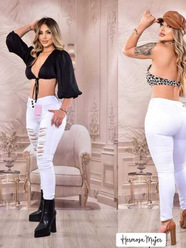 Jean push up bota tubo triple boton