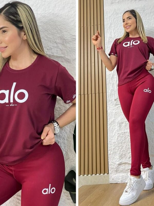Conjunto deportivo para mujer leggins y camiseta