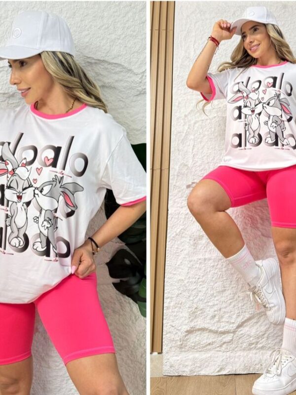 Conjunto deportivo short y camiseta de conejitos