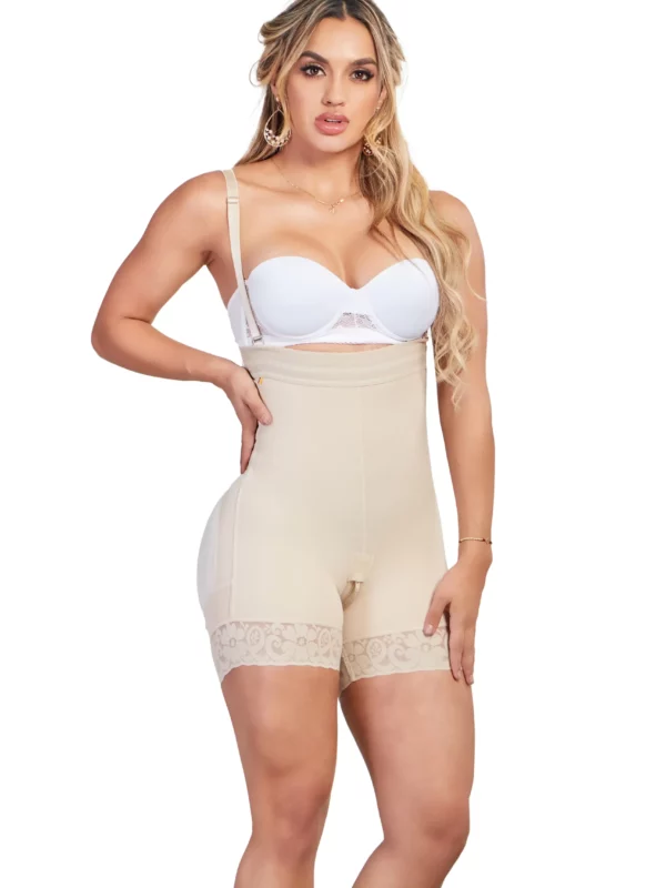 900206 _FAJA STRAPLESS SEMICACHETERO REF 1041