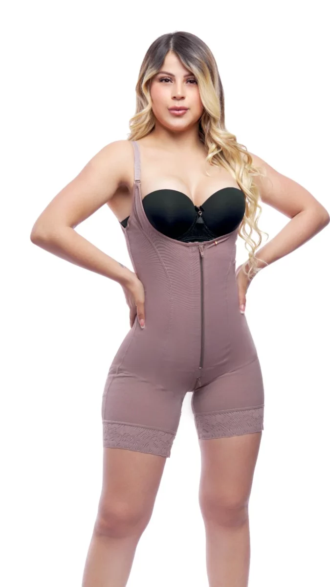 Fajas colombianas strapless, con control de abdomen, levanta gluteos, con cremallera y tiras, tela powernet y licra ref 1022