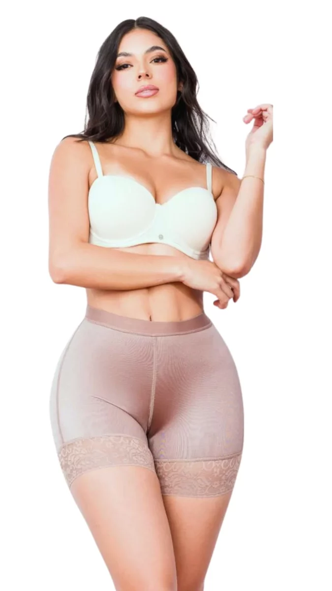 Fajas colombianas, con control de abdomen, levanta gluteos, short, realce invisible en tela bidireccional ref 1101