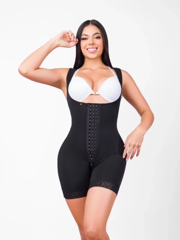 Fajas colombianas strapless, con control de abdomen, levanta gluteos, con broche y tira ancha, en tela powernet y licra ref 1092