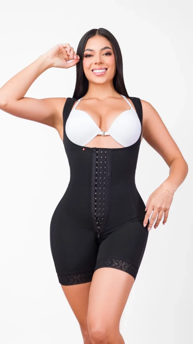 Fajas colombianas strapless, con control de abdomen, levanta gluteos, con broche y tira ancha, en tela powernet y licra ref 1092