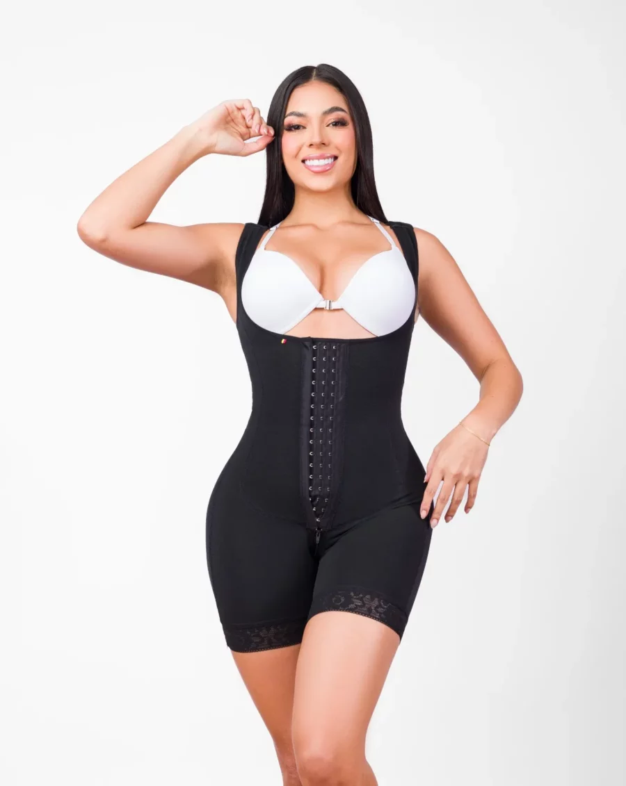 Fajas colombianas strapless, con control de abdomen, levanta gluteos, con broche y tira ancha, en tela powernet y licra ref 1092