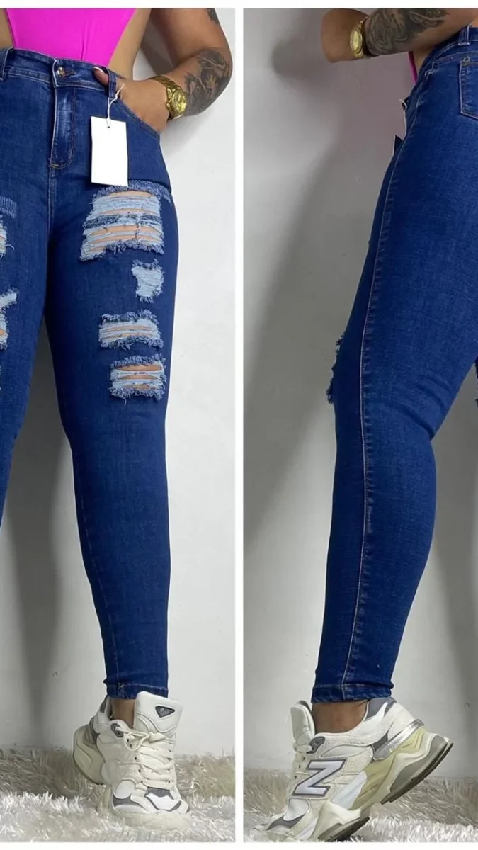Jean push up con diseño de rotos