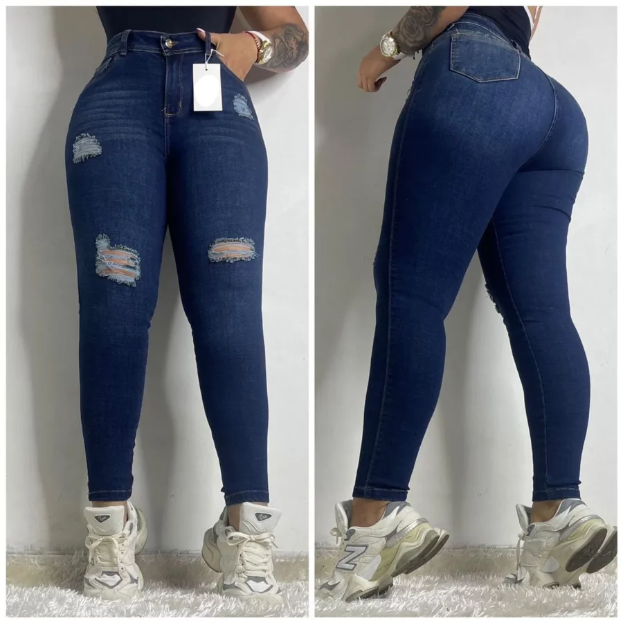 Jean Push Up azul oscuro con rotos
