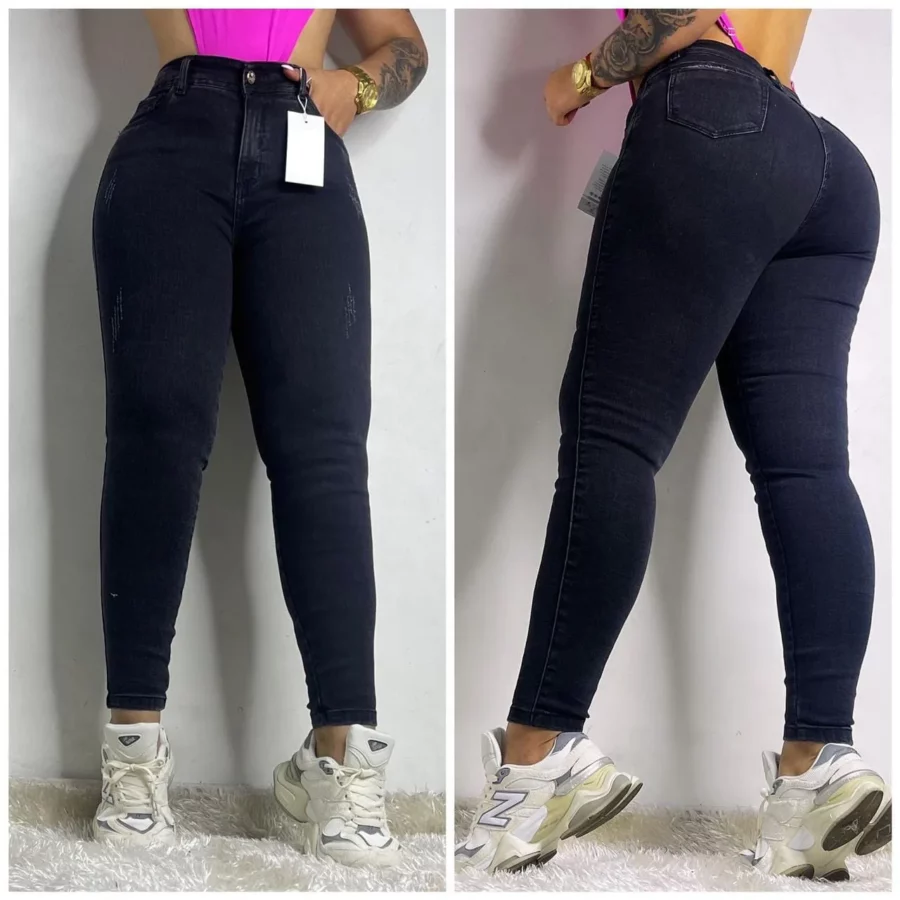 Jean ajustado push up desgastado