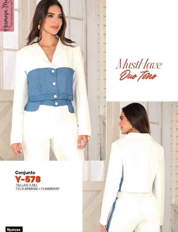 conjunto pantalon y chaqueta blanco con azul y botones