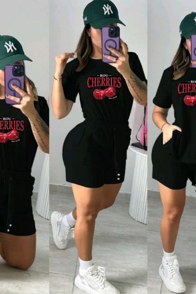 Conjunto pantaloneta y camisa estampado cherry