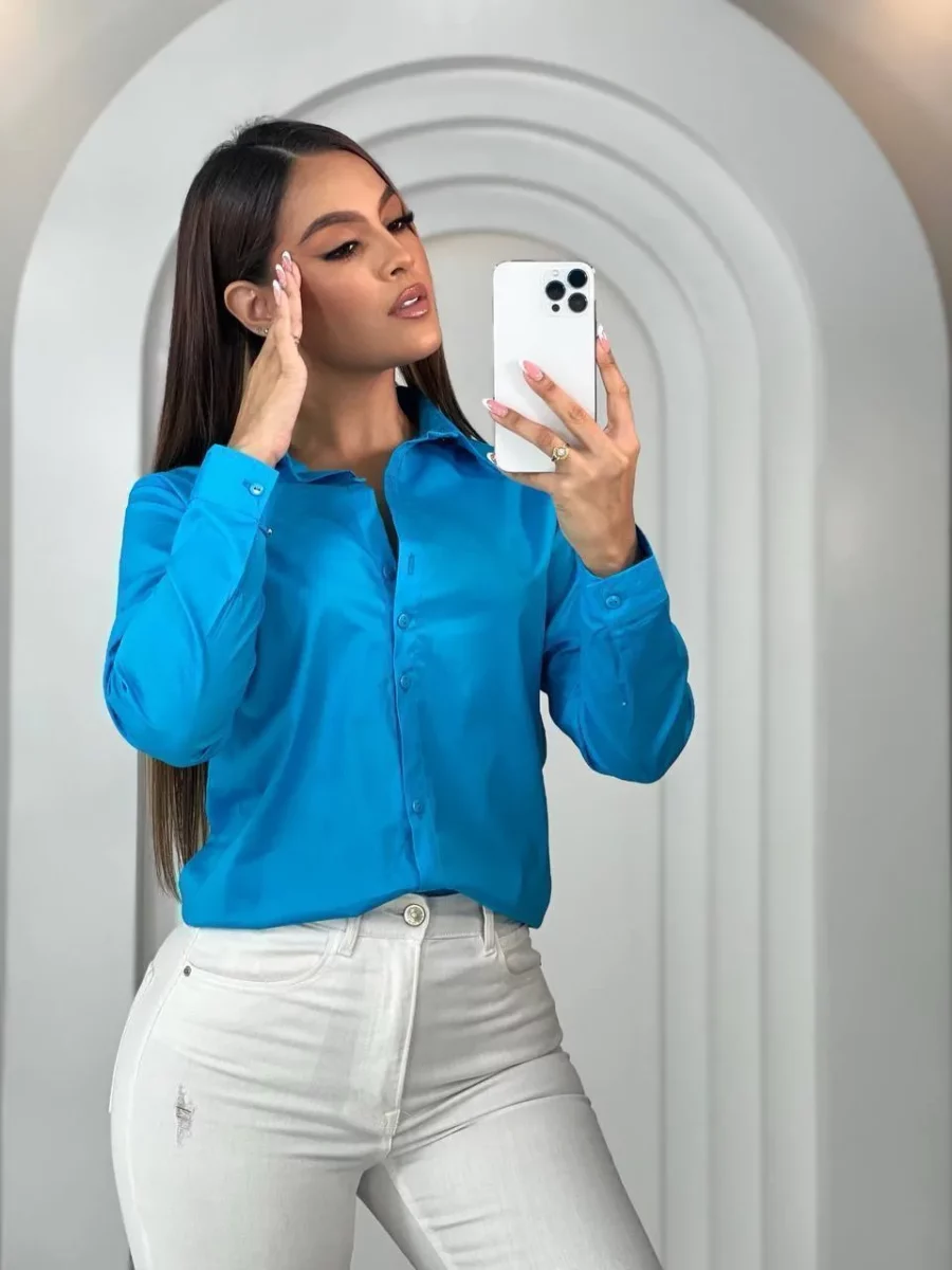 Blusa de manga larga con botones unicolor licrada - Image 17