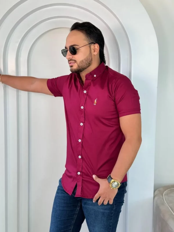 La Camisa de Manga Corta para Hombre Versátil