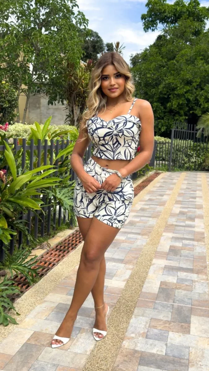 Conjunto de Short y Top con Diseño Floral para Mujer