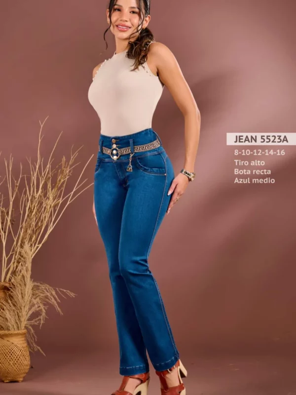 Jean casual con bota recta para mujer de tiro alto