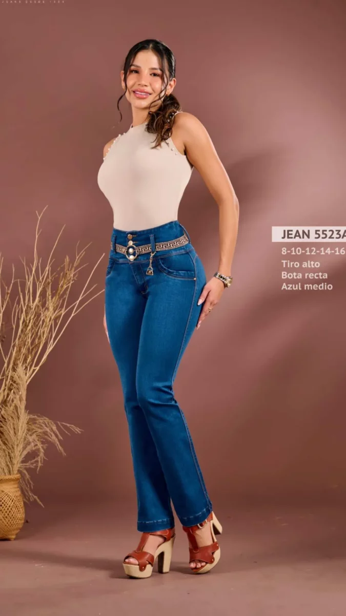 Jean casual con bota recta para mujer de tiro alto