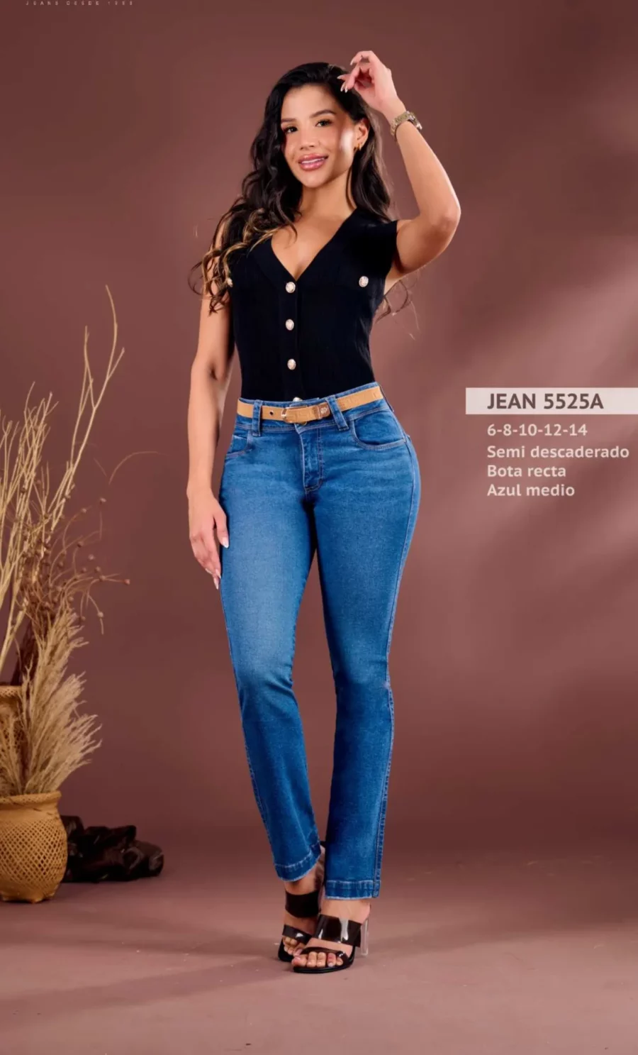 Jean push up con bota recta para uso casual en piel de durazno - Image 3