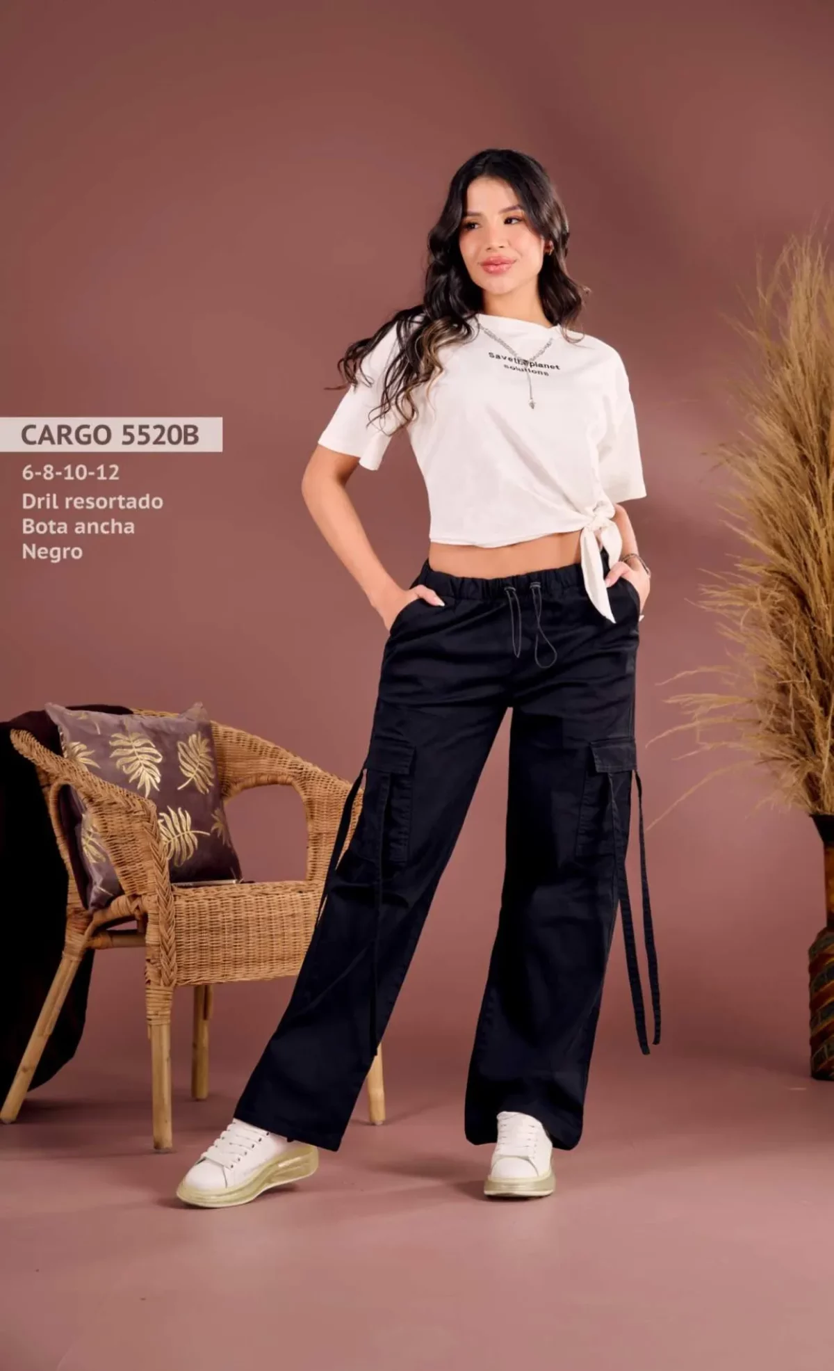 Pantalon en dril tipo cargo con cordon en la cintura - Image 3