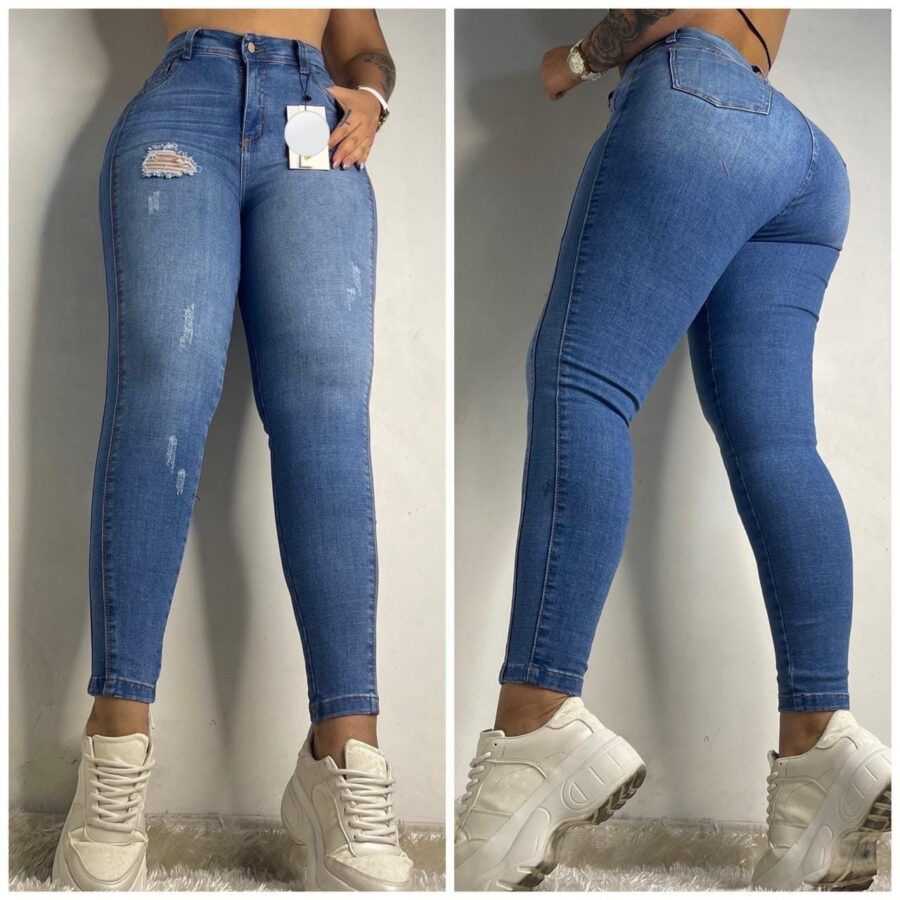 Jean push up bota tubo con bolsillos y semi rotos