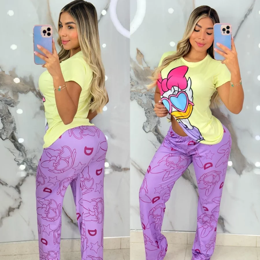 Pijama de dos piezas con diseño de Daisy con gafas Talla unica