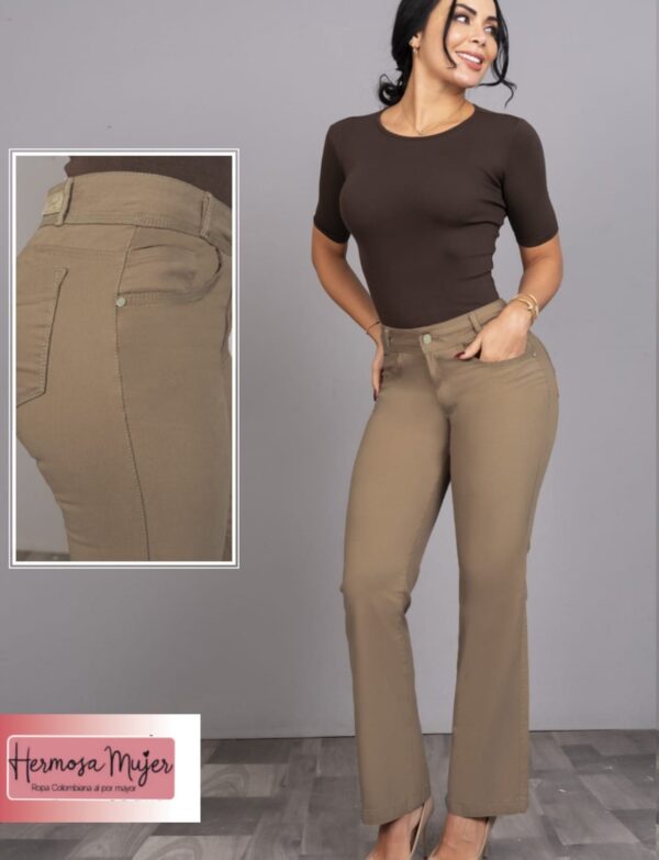 Pantalon formal en drill y en bota ancha