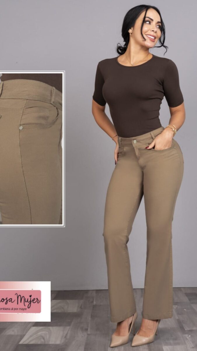 Pantalon formal en drill y en bota ancha