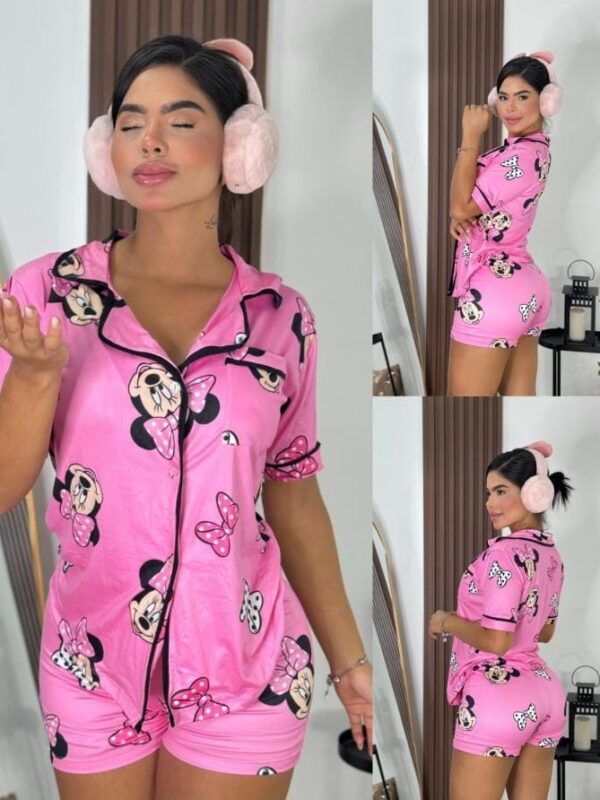 Pijama rosada con estampado de Minnie Mouse