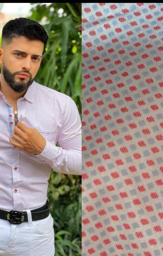 Camisa manga larga con estampado de puntos bicolor