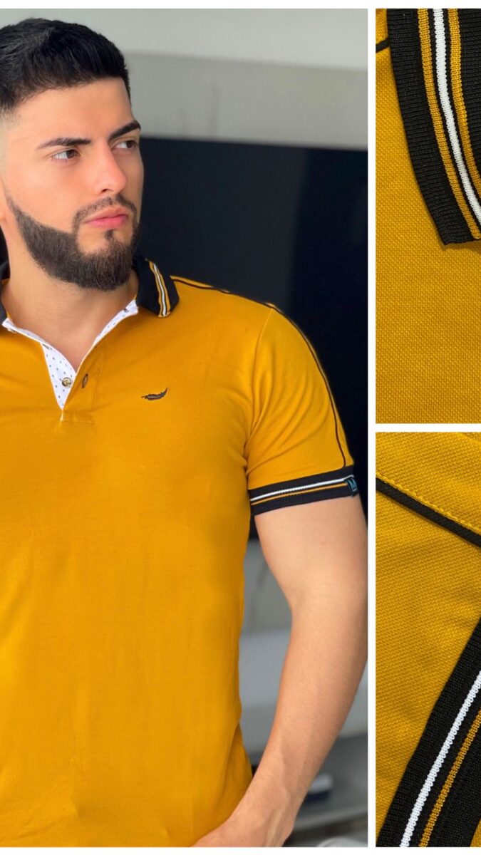 Camiseta de cuello ancho con botones