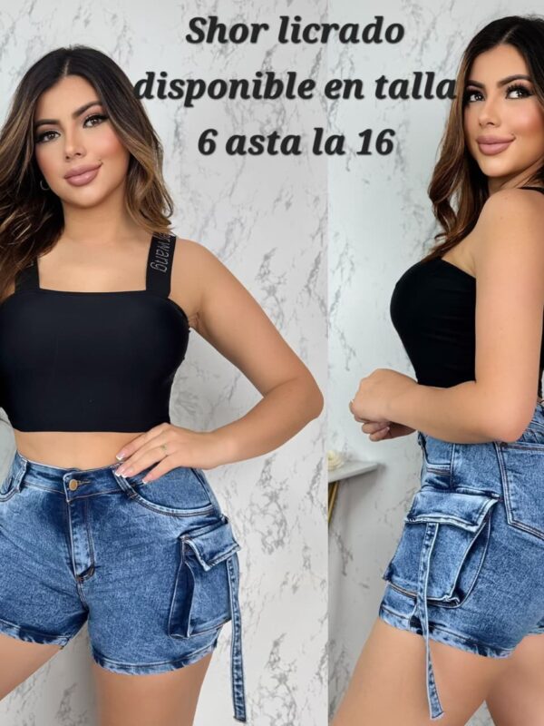 Short para mujer tipo cargo con bolsillos y tiras