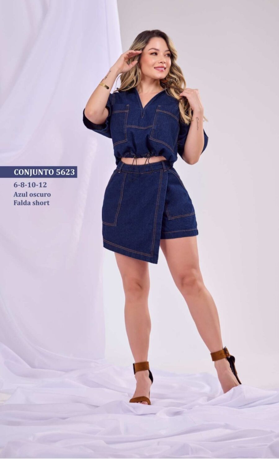 Conjunto de falda short azul oscuro - Image 2