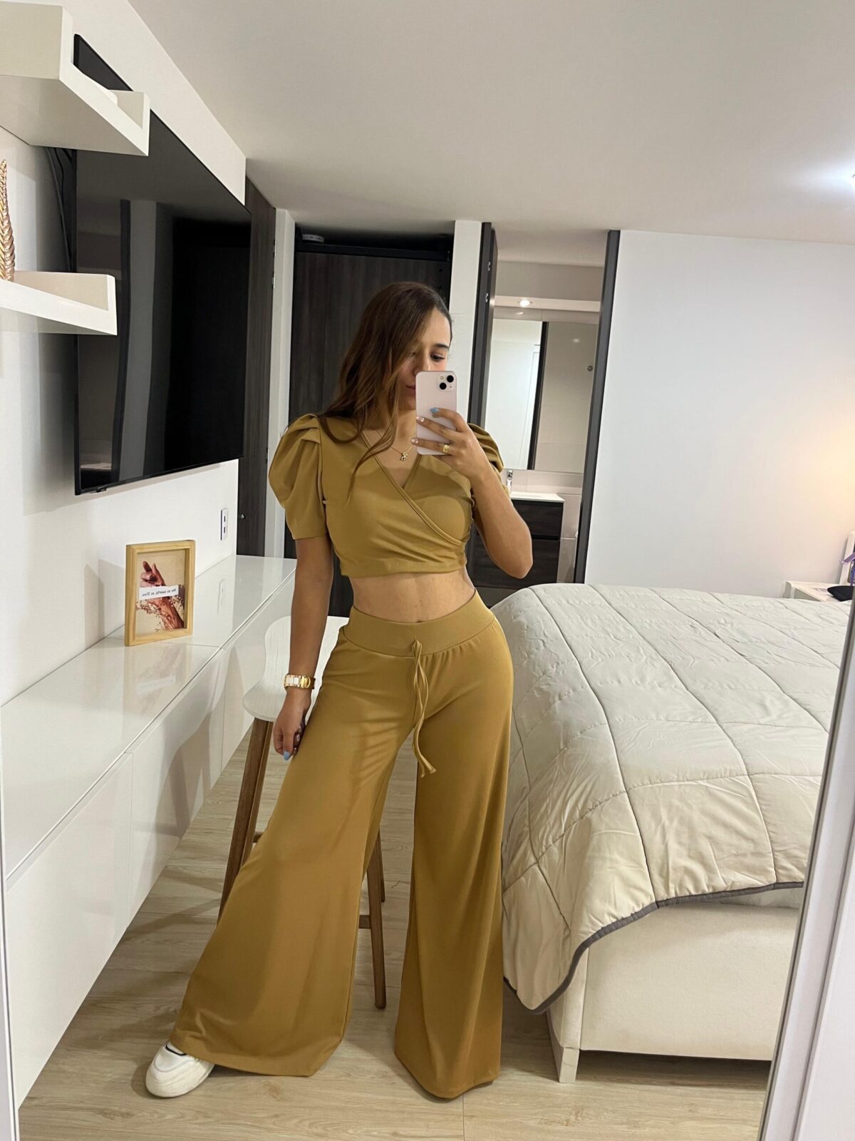 Conjunto de dos piezas con mangas farol  talla unica para mujer - Image 2