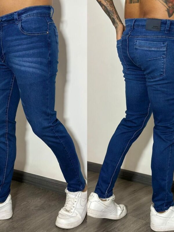 Jean clasico para hombre skinny fit en mezclilla azul oscuro